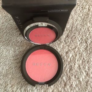 Becca Luminous Blush in Snapdragon
